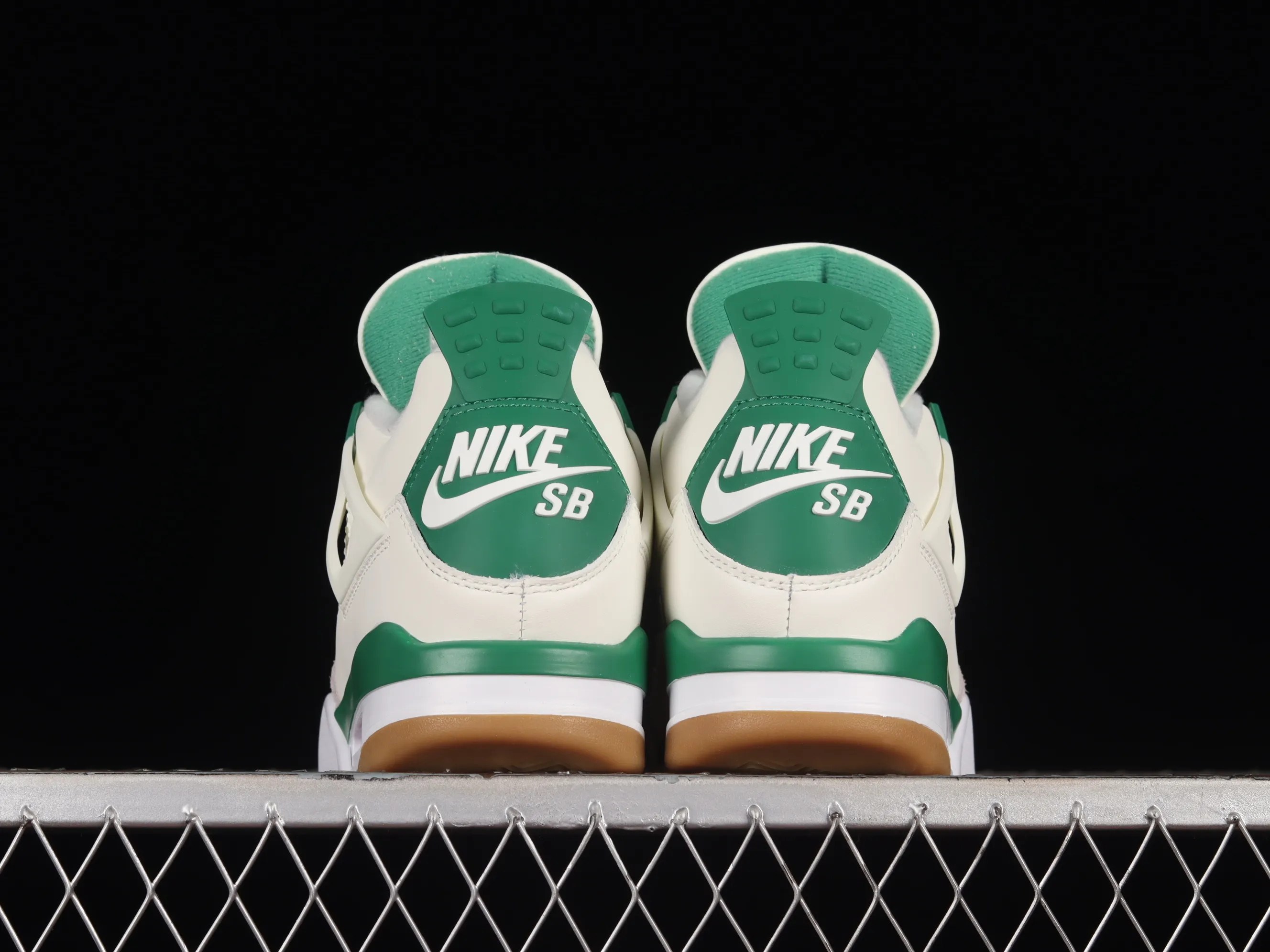 All categories Air Jordan Jordan series basketball shoes Air Jordan 4 Nk SB x Air Jordan 4 "Pine Green" AJ4 Joe 4 joint white green DR5415-103